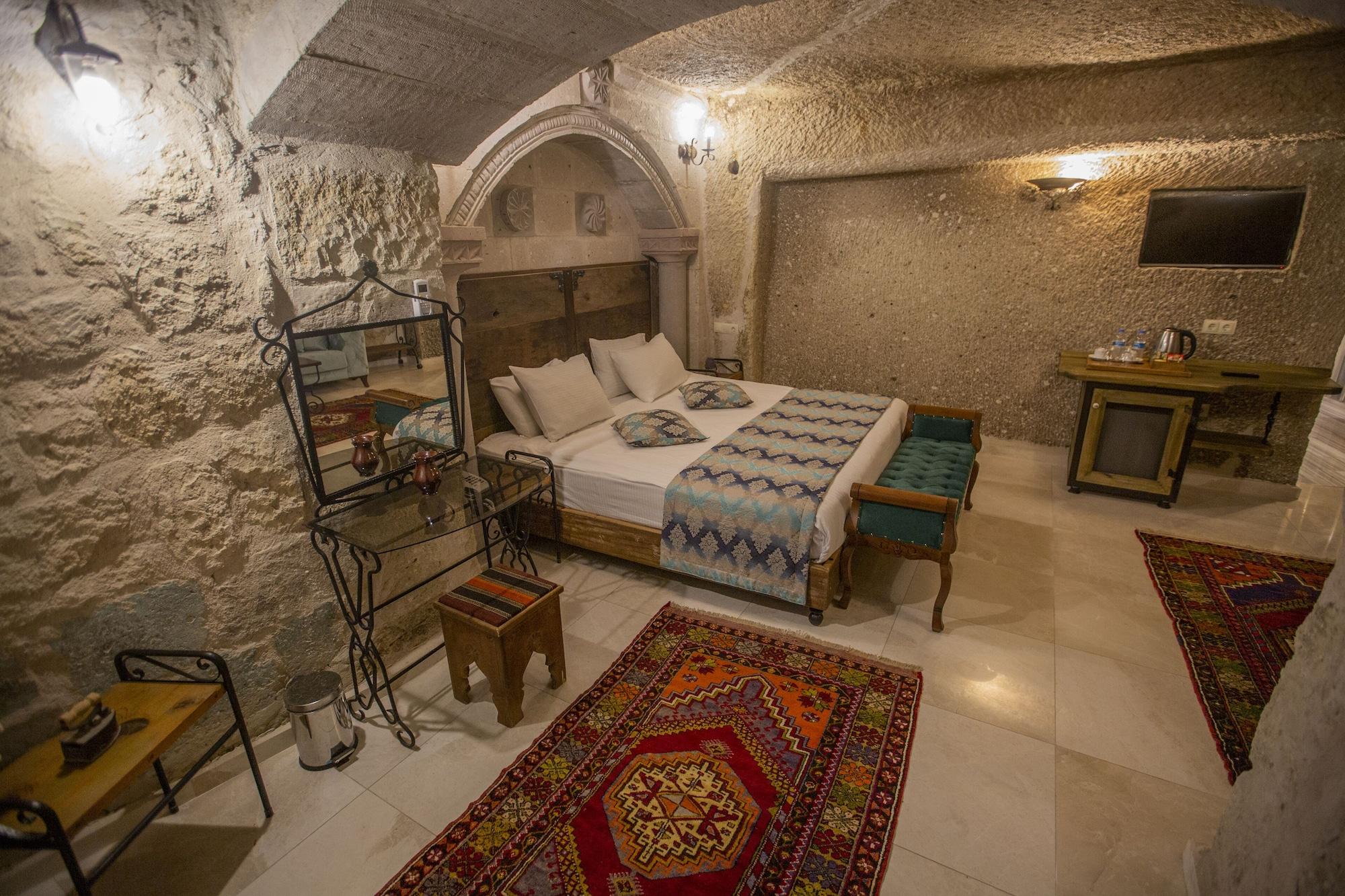 Divan Cave House Hotel
