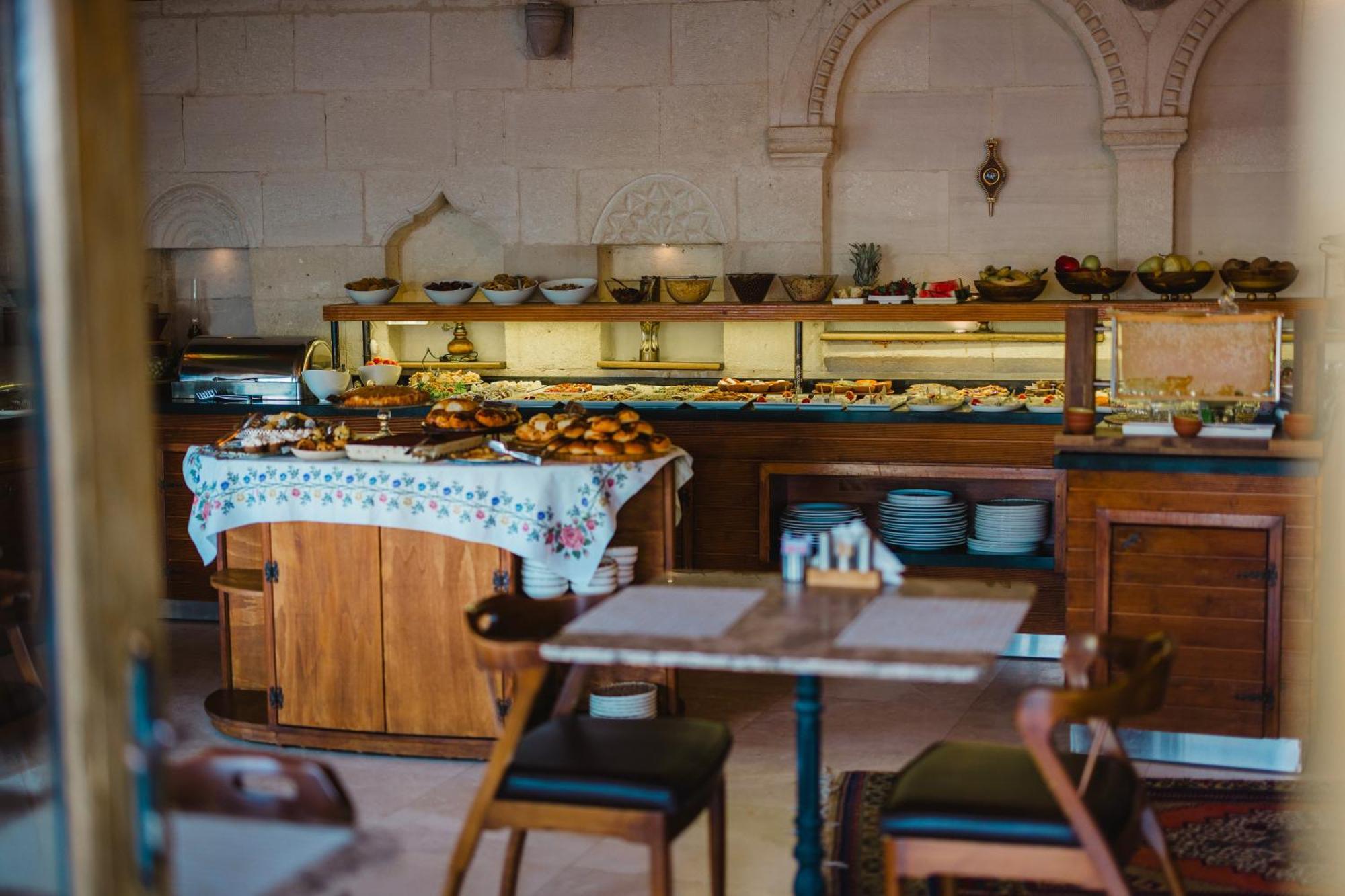 Hotel Divan Cave House